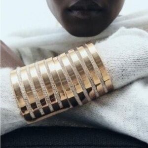 ZARA Twin Gold Metal Striped Armbands Cuff Bracelets Matching Jewelry Set